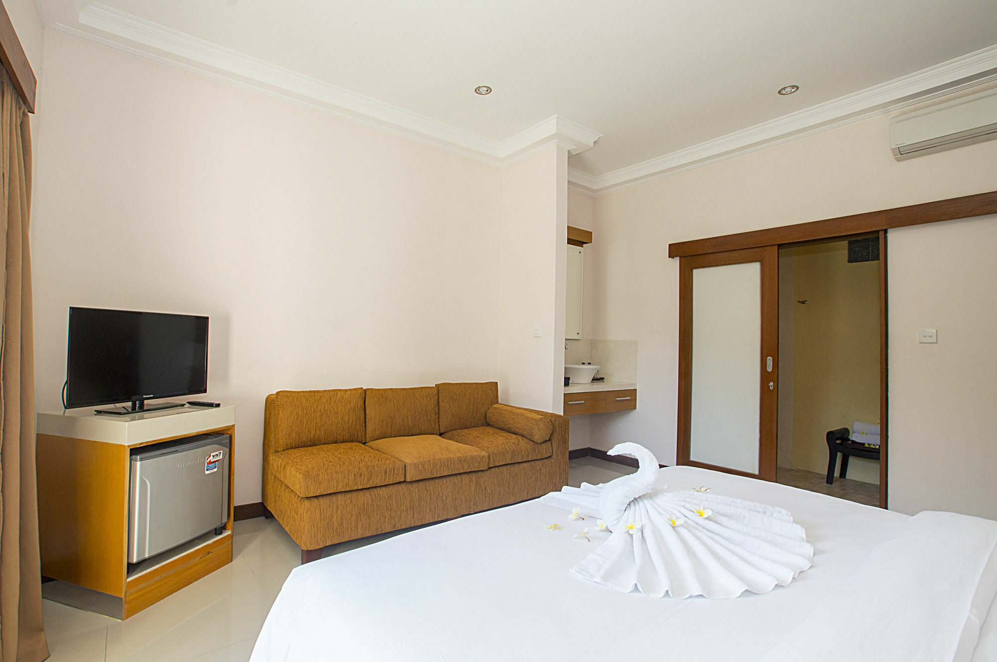 Md Guesthouse By Best Deals Asia Hospitality Семиньяк Экстерьер фото